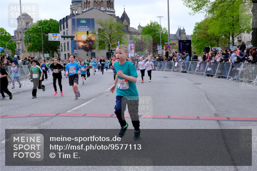 25.04.2026 - Das Zehntel Tim E. http://msf.ph/oto/9577113 25.04.2026 10:59:08 Ziel 5182, 5187, 5193, 5339, 5510, 5581, 5595, 5638, 5649, 5700, 5858, 5911, 5912, 5916, 6005, 6029, 6047, 6063, 6602, 6950, 6998, 7077, 7086, 7147, 7152, 7219, 7289, 7298, 7333, 7335, 7357, 7410, 7611, 7622, 7663 meine-sportfotos.de