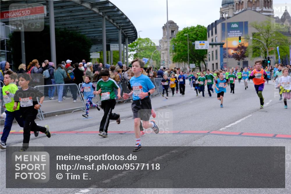 25.04.2026 - Das Zehntel Tim E. http://msf.ph/oto/9577118 25.04.2026 10:59:10 Ziel 5182, 5187, 5193, 5339, 5501, 5510, 5525, 5581, 5595, 5649, 5700, 5817, 5858, 5911, 5912, 5916, 6005, 6029, 6047, 6063, 6473, 6581, 6584, 6585, 6597, 6602, 6605, 6950, 6963, 6998, 7147, 7152, 7219, 7289, 7333, 7335, 7357, 7410, 7611, 7663 meine-sportfotos.de
