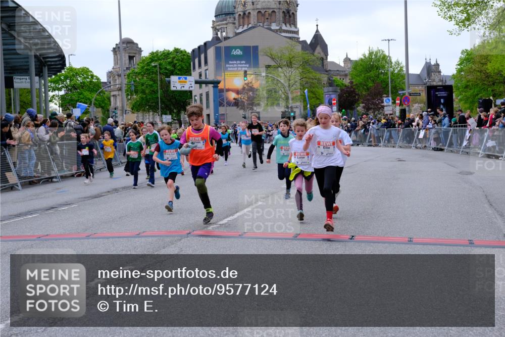 25.04.2026 - Das Zehntel Tim E. http://msf.ph/oto/9577124 25.04.2026 10:59:11 Ziel 5182, 5187, 5193, 5339, 5340, 5501, 5510, 5525, 5581, 5595, 5649, 5700, 5799, 5817, 5858, 5911, 5912, 5916, 6005, 6029, 6047, 6063, 6285, 6473, 6581, 6584, 6585, 6597, 6602, 6605, 6950, 6963, 6998, 7147, 7152, 7219, 7289, 7335, 7410, 7663 meine-sportfotos.de