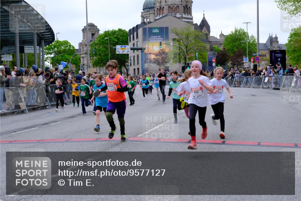 25.04.2026 - Das Zehntel Tim E. http://msf.ph/oto/9577127 25.04.2026 10:59:11 Ziel 5182, 5187, 5193, 5339, 5340, 5501, 5510, 5525, 5581, 5595, 5649, 5700, 5799, 5817, 5858, 5911, 5912, 5916, 6005, 6029, 6047, 6063, 6285, 6473, 6581, 6584, 6585, 6597, 6602, 6605, 6950, 6963, 6998, 7147, 7152, 7219, 7289, 7335, 7410, 7663 meine-sportfotos.de