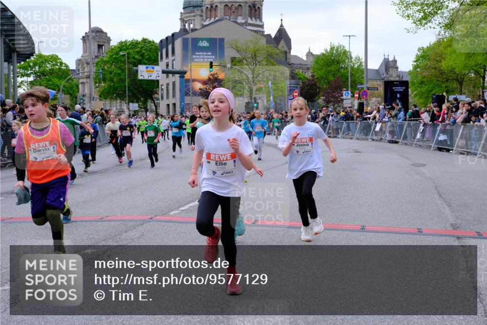 25.04.2026 - Das Zehntel Tim E. http://msf.ph/oto/9577129 25.04.2026 10:59:12 Ziel 5182, 5187, 5193, 5339, 5340, 5501, 5510, 5525, 5527, 5649, 5699, 5702, 5799, 5817, 5858, 5911, 5912, 5916, 6005, 6029, 6047, 6063, 6285, 6473, 6581, 6584, 6585, 6597, 6602, 6605, 6950, 6963, 6998, 7147, 7152, 7219, 7286, 7289, 7410, 7663 meine-sportfotos.de
