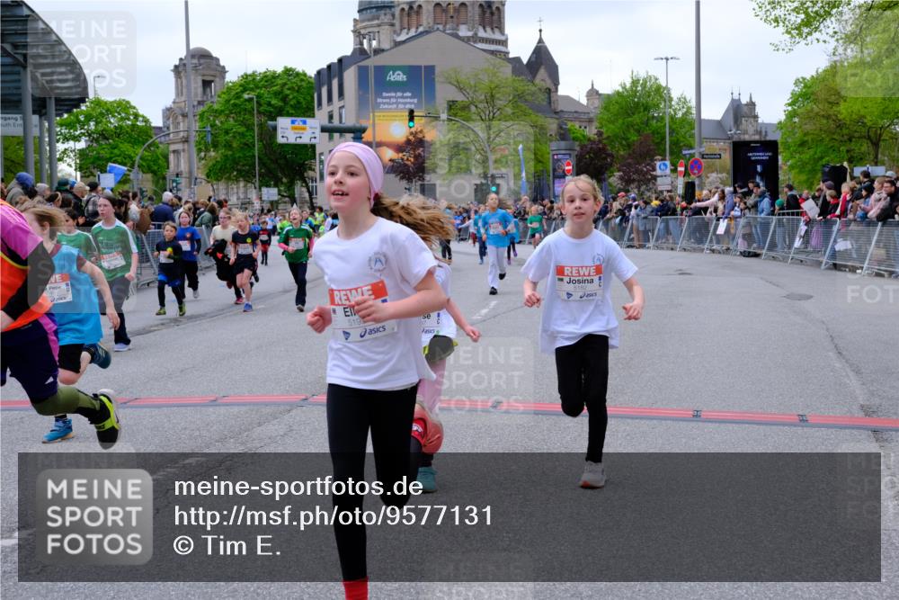 25.04.2026 - Das Zehntel Tim E. http://msf.ph/oto/9577131 25.04.2026 10:59:12 Ziel 5182, 5187, 5193, 5339, 5340, 5501, 5510, 5525, 5527, 5649, 5699, 5702, 5799, 5817, 5858, 5911, 5912, 5916, 6005, 6029, 6047, 6063, 6285, 6473, 6581, 6584, 6585, 6597, 6602, 6605, 6950, 6963, 6998, 7147, 7152, 7219, 7286, 7289, 7410, 7663 meine-sportfotos.de