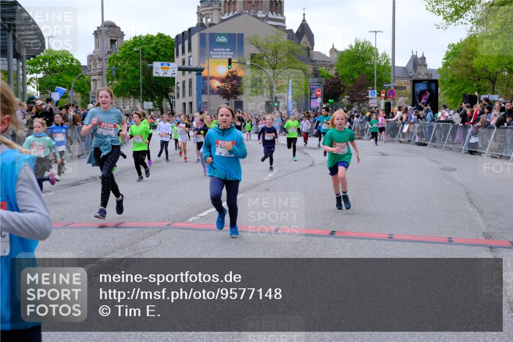 25.04.2026 - Das Zehntel Tim E. http://msf.ph/oto/9577148 25.04.2026 10:59:18 Ziel 5033, 5182, 5187, 5193, 5340, 5402, 5501, 5525, 5527, 5649, 5699, 5702, 5768, 5799, 5817, 5911, 5912, 5918, 5951, 5972, 6029, 6196, 6214, 6285, 6333, 6337, 6473, 6483, 6536, 6541, 6546, 6573, 6581, 6584, 6585, 6597, 6605, 6963, 7094, 7108, 7124, 7140, 7155, 7286, 7410, 7631, 7633, 7663, 7993 meine-sportfotos.de