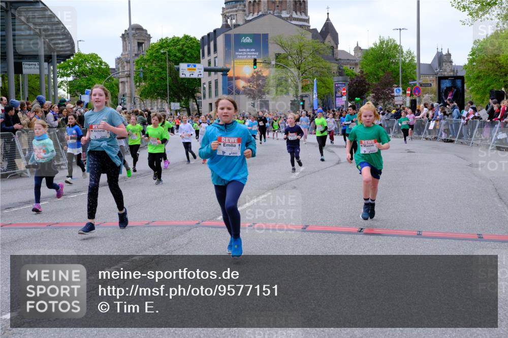 25.04.2026 - Das Zehntel Tim E. http://msf.ph/oto/9577151 25.04.2026 10:59:18 Ziel 5033, 5182, 5187, 5193, 5340, 5402, 5501, 5525, 5527, 5649, 5699, 5702, 5768, 5799, 5817, 5911, 5912, 5918, 5951, 5972, 6029, 6196, 6214, 6285, 6333, 6337, 6473, 6483, 6536, 6541, 6546, 6573, 6581, 6584, 6585, 6597, 6605, 6963, 7094, 7108, 7124, 7140, 7155, 7286, 7410, 7631, 7633, 7663, 7993 meine-sportfotos.de
