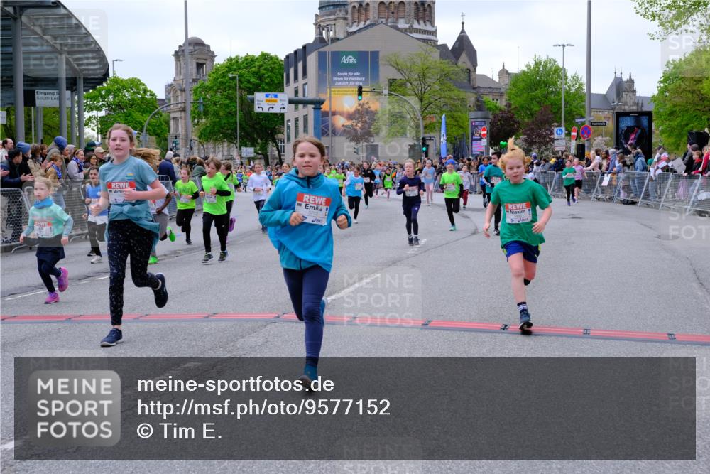 25.04.2026 - Das Zehntel Tim E. http://msf.ph/oto/9577152 25.04.2026 10:59:18 Ziel 5033, 5182, 5187, 5193, 5340, 5402, 5501, 5525, 5527, 5649, 5699, 5702, 5768, 5799, 5817, 5911, 5912, 5918, 5951, 5972, 6029, 6196, 6214, 6285, 6333, 6337, 6473, 6483, 6536, 6541, 6546, 6573, 6581, 6584, 6585, 6597, 6605, 6963, 7094, 7108, 7124, 7140, 7155, 7286, 7410, 7631, 7633, 7663, 7993 meine-sportfotos.de