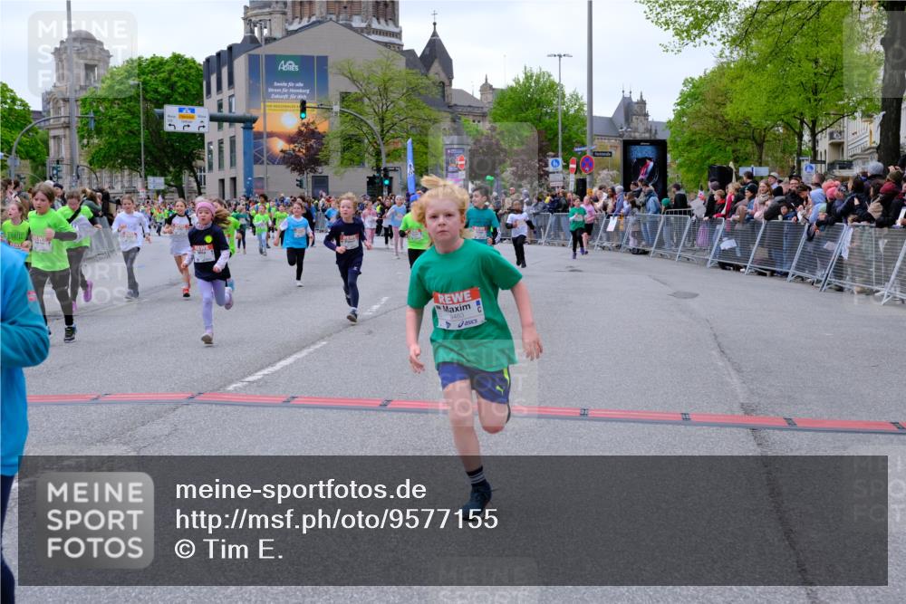 25.04.2026 - Das Zehntel Tim E. http://msf.ph/oto/9577155 25.04.2026 10:59:19 Ziel 5033, 5182, 5340, 5402, 5501, 5525, 5527, 5649, 5699, 5702, 5768, 5799, 5817, 5911, 5912, 5918, 5951, 5972, 6029, 6196, 6214, 6285, 6303, 6333, 6337, 6473, 6483, 6536, 6541, 6546, 6573, 6581, 6584, 6585, 6597, 6605, 6963, 7094, 7108, 7124, 7140, 7155, 7179, 7286, 7631, 7633, 7692, 7993 meine-sportfotos.de