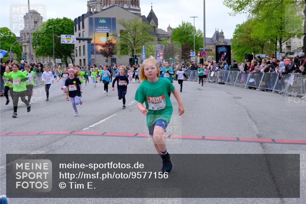 25.04.2026 - Das Zehntel Tim E. http://msf.ph/oto/9577156 25.04.2026 10:59:19 Ziel 5033, 5182, 5340, 5402, 5501, 5525, 5527, 5649, 5699, 5702, 5768, 5799, 5817, 5911, 5912, 5918, 5951, 5972, 6029, 6196, 6214, 6285, 6303, 6333, 6337, 6473, 6483, 6536, 6541, 6546, 6573, 6581, 6584, 6585, 6597, 6605, 6963, 7094, 7108, 7124, 7140, 7155, 7179, 7286, 7631, 7633, 7692, 7993 meine-sportfotos.de