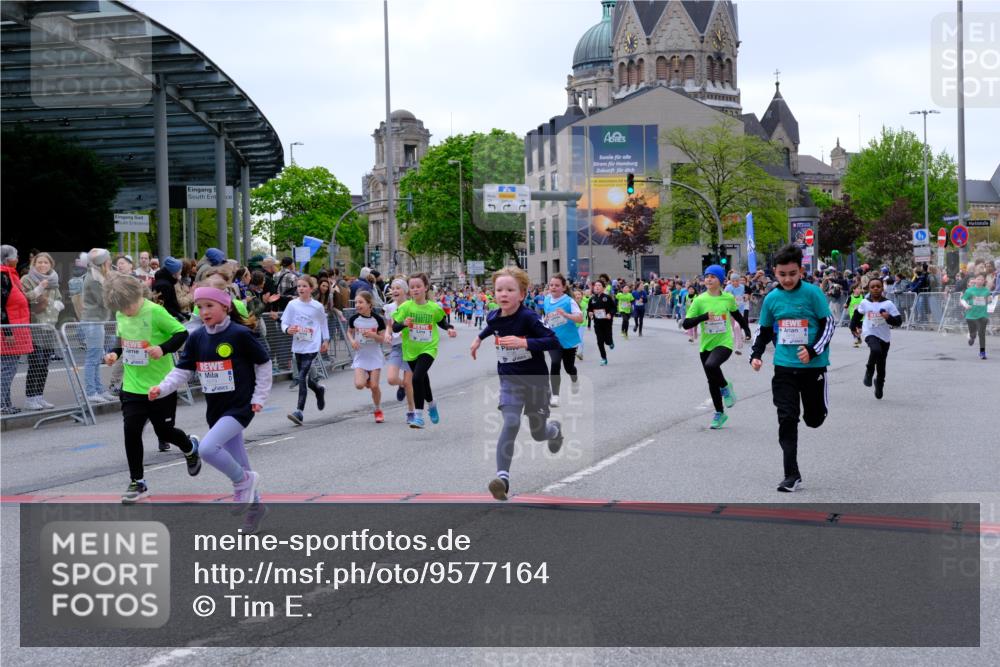 25.04.2026 - Das Zehntel Tim E. http://msf.ph/oto/9577164 25.04.2026 10:59:20 Ziel 5033, 5198, 5340, 5402, 5501, 5525, 5527, 5699, 5702, 5768, 5799, 5817, 5911, 5912, 5918, 5951, 5972, 6196, 6214, 6285, 6303, 6333, 6337, 6473, 6483, 6536, 6541, 6546, 6573, 6581, 6584, 6585, 6597, 6605, 6963, 7017, 7059, 7094, 7108, 7124, 7140, 7155, 7174, 7179, 7286, 7631, 7633, 7692, 7993 meine-sportfotos.de