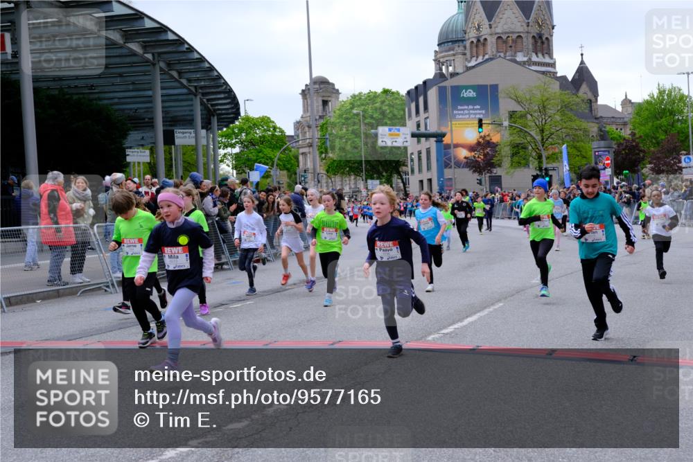 25.04.2026 - Das Zehntel Tim E. http://msf.ph/oto/9577165 25.04.2026 10:59:20 Ziel 5033, 5198, 5340, 5402, 5501, 5525, 5527, 5699, 5702, 5768, 5799, 5817, 5911, 5912, 5918, 5951, 5972, 6196, 6214, 6285, 6303, 6333, 6337, 6473, 6483, 6536, 6541, 6546, 6573, 6581, 6584, 6585, 6597, 6605, 6963, 7017, 7059, 7094, 7108, 7124, 7140, 7155, 7174, 7179, 7286, 7631, 7633, 7692, 7993 meine-sportfotos.de