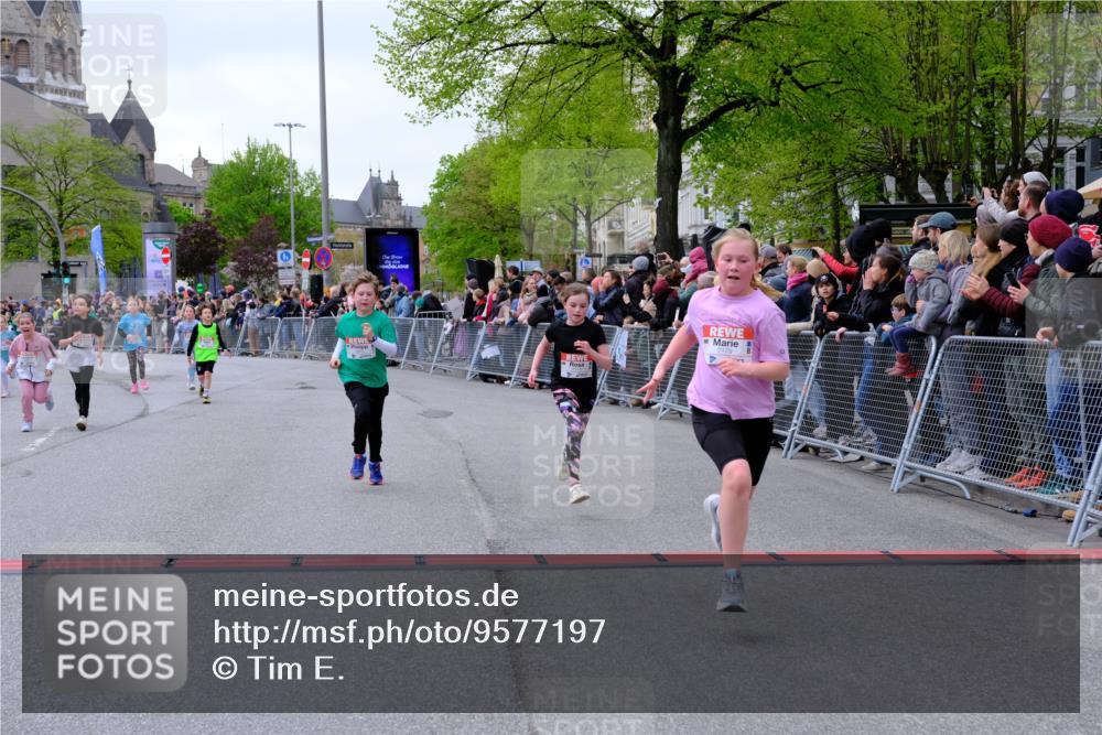 25.04.2026 - Das Zehntel Tim E. http://msf.ph/oto/9577197 25.04.2026 10:59:25 Ziel 5033, 5198, 5343, 5402, 5768, 5918, 5951, 5972, 5975, 6091, 6196, 6214, 6255, 6257, 6261, 6303, 6333, 6337, 6395, 6465, 6483, 6536, 6541, 6546, 6573, 6577, 6874, 7012, 7013, 7017, 7059, 7094, 7108, 7124, 7140, 7155, 7174, 7179, 7465, 7631, 7633, 7692, 7751, 7826, 7844, 7993 meine-sportfotos.de