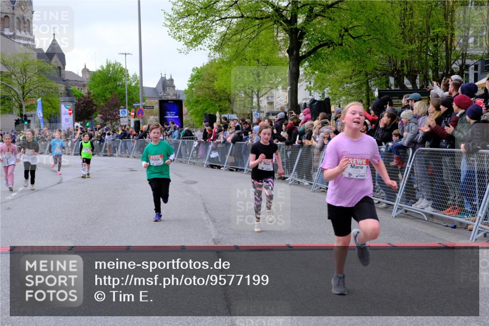 25.04.2026 - Das Zehntel Tim E. http://msf.ph/oto/9577199 25.04.2026 10:59:25 Ziel 5033, 5198, 5343, 5402, 5768, 5918, 5951, 5972, 5975, 6091, 6196, 6214, 6255, 6257, 6261, 6303, 6333, 6337, 6395, 6465, 6483, 6536, 6541, 6546, 6573, 6577, 6874, 7012, 7013, 7017, 7059, 7094, 7108, 7124, 7140, 7155, 7174, 7179, 7465, 7631, 7633, 7692, 7751, 7826, 7844, 7993 meine-sportfotos.de