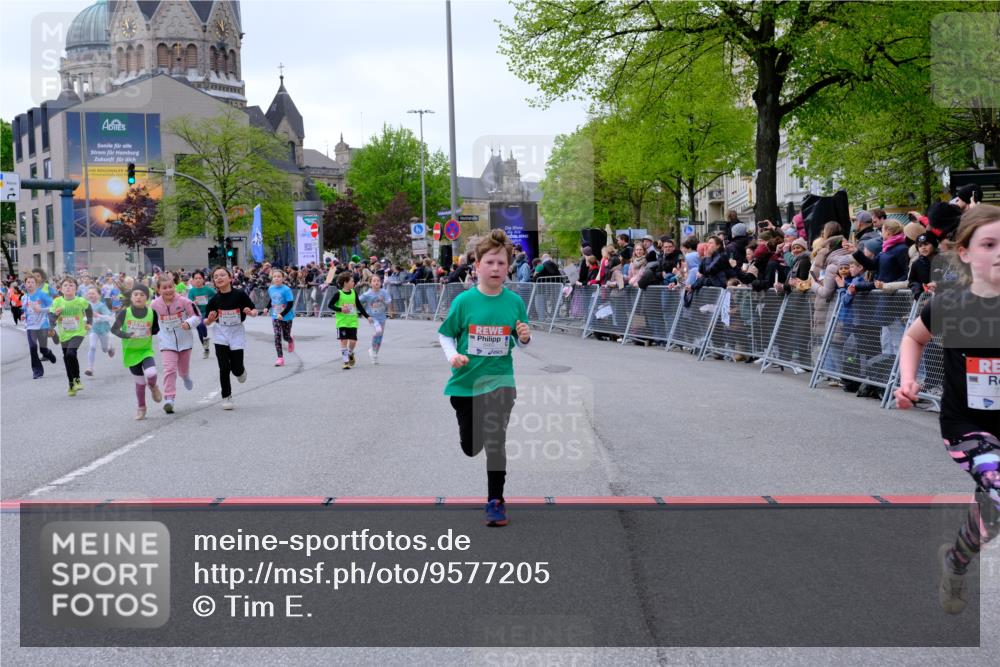 25.04.2026 - Das Zehntel Tim E. http://msf.ph/oto/9577205 25.04.2026 10:59:26 Ziel 5033, 5198, 5343, 5402, 5768, 5918, 5972, 5975, 5995, 6091, 6196, 6255, 6257, 6261, 6303, 6333, 6337, 6395, 6465, 6536, 6541, 6546, 6573, 6577, 6874, 7012, 7013, 7017, 7059, 7094, 7108, 7124, 7140, 7155, 7174, 7179, 7465, 7692, 7751, 7826, 7844, 7993 meine-sportfotos.de