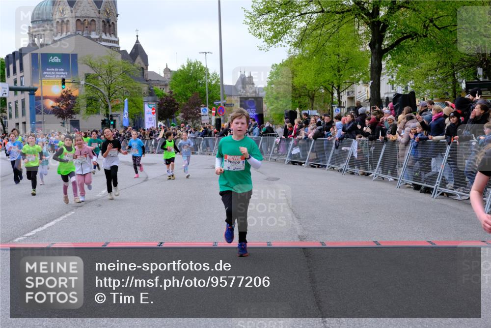 25.04.2026 - Das Zehntel Tim E. http://msf.ph/oto/9577206 25.04.2026 10:59:26 Ziel 5033, 5198, 5343, 5402, 5768, 5918, 5972, 5975, 5995, 6091, 6196, 6255, 6257, 6261, 6303, 6333, 6337, 6395, 6465, 6536, 6541, 6546, 6573, 6577, 6874, 7012, 7013, 7017, 7059, 7094, 7108, 7124, 7140, 7155, 7174, 7179, 7465, 7692, 7751, 7826, 7844, 7993 meine-sportfotos.de