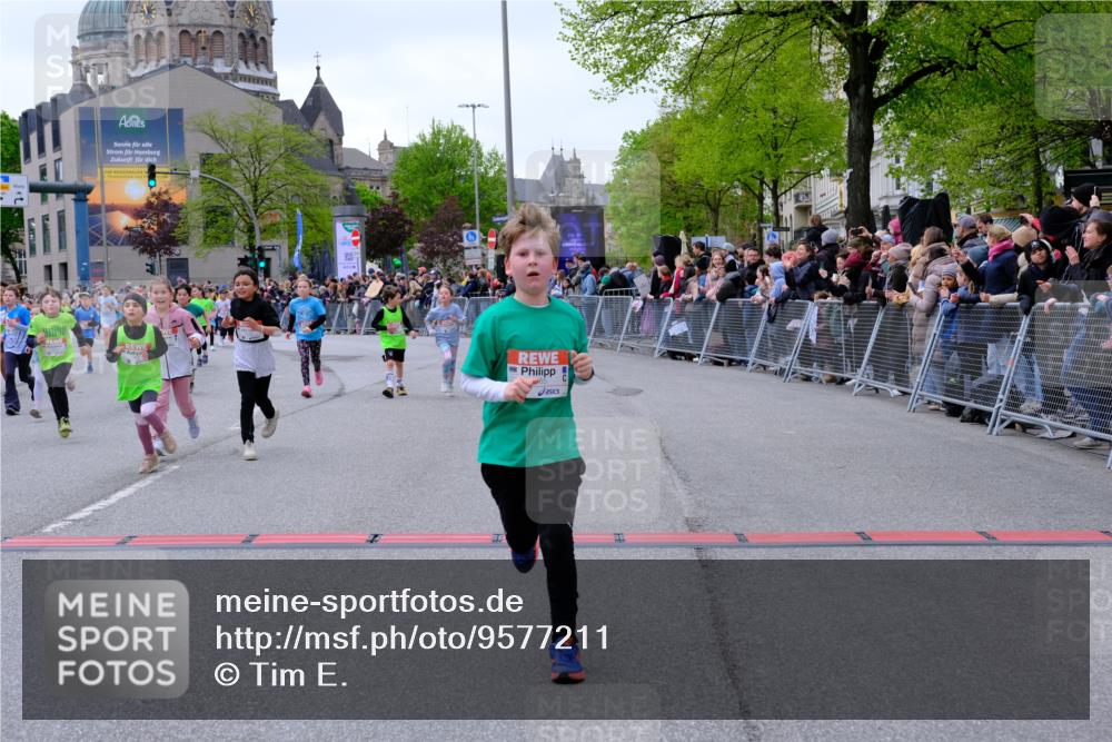25.04.2026 - Das Zehntel Tim E. http://msf.ph/oto/9577211 25.04.2026 10:59:26 Ziel 5033, 5198, 5343, 5402, 5768, 5918, 5972, 5975, 5995, 6091, 6196, 6255, 6257, 6261, 6303, 6333, 6337, 6395, 6465, 6536, 6541, 6546, 6573, 6577, 6874, 7012, 7013, 7017, 7059, 7094, 7108, 7124, 7140, 7155, 7174, 7179, 7465, 7692, 7751, 7826, 7844, 7993 meine-sportfotos.de