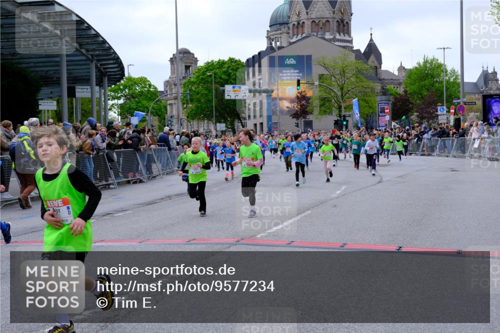 25.04.2026 - Das Zehntel Tim E. http://msf.ph/oto/9577234 25.04.2026 10:59:33 Ziel 5219, 5343, 5960, 5975, 5995, 6091, 6255, 6257, 6261, 6296, 6395, 6465, 6577, 6643, 6669, 6686, 6874, 6945, 7012, 7013, 7054, 7067, 7296, 7465, 7644, 7657, 7751, 7826, 7844 meine-sportfotos.de