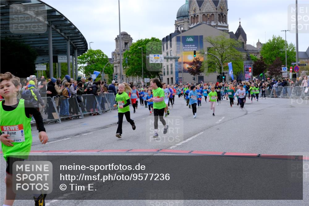 25.04.2026 - Das Zehntel Tim E. http://msf.ph/oto/9577236 25.04.2026 10:59:33 Ziel 5219, 5343, 5960, 5975, 5995, 6091, 6255, 6257, 6261, 6296, 6395, 6465, 6577, 6643, 6669, 6686, 6874, 6945, 7012, 7013, 7054, 7067, 7296, 7465, 7644, 7657, 7751, 7826, 7844 meine-sportfotos.de