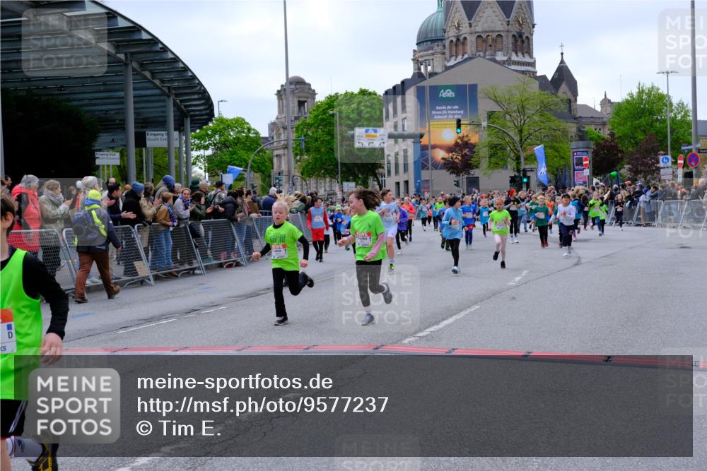 25.04.2026 - Das Zehntel Tim E. http://msf.ph/oto/9577237 25.04.2026 10:59:33 Ziel 5219, 5343, 5960, 5975, 5995, 6091, 6255, 6257, 6261, 6296, 6395, 6465, 6577, 6643, 6669, 6686, 6874, 6945, 7012, 7013, 7054, 7067, 7296, 7465, 7644, 7657, 7751, 7826, 7844 meine-sportfotos.de