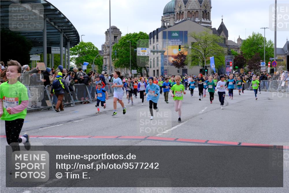 25.04.2026 - Das Zehntel Tim E. http://msf.ph/oto/9577242 25.04.2026 10:59:35 Ziel 5026, 5219, 5233, 5245, 5343, 5690, 5715, 5722, 5960, 5995, 6091, 6257, 6261, 6296, 6305, 6306, 6395, 6438, 6643, 6669, 6686, 6742, 6874, 6945, 7012, 7054, 7067, 7078, 7296, 7370, 7372, 7384, 7465, 7644, 7657, 7751, 7767, 7800, 7812, 7826, 7834, 7859 meine-sportfotos.de