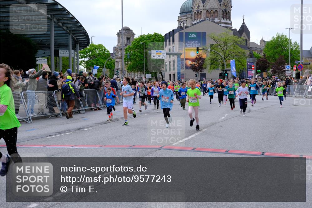 25.04.2026 - Das Zehntel Tim E. http://msf.ph/oto/9577243 25.04.2026 10:59:35 Ziel 5026, 5219, 5233, 5245, 5343, 5690, 5715, 5722, 5960, 5995, 6091, 6257, 6261, 6296, 6305, 6306, 6395, 6438, 6643, 6669, 6686, 6742, 6874, 6945, 7012, 7054, 7067, 7078, 7296, 7370, 7372, 7384, 7465, 7644, 7657, 7751, 7767, 7800, 7812, 7826, 7834, 7859 meine-sportfotos.de