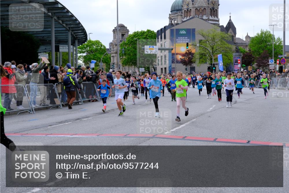 25.04.2026 - Das Zehntel Tim E. http://msf.ph/oto/9577244 25.04.2026 10:59:35 Ziel 5026, 5219, 5233, 5245, 5343, 5690, 5715, 5722, 5960, 5995, 6091, 6257, 6261, 6296, 6305, 6306, 6395, 6438, 6643, 6669, 6686, 6742, 6874, 6945, 7012, 7054, 7067, 7078, 7296, 7370, 7372, 7384, 7465, 7644, 7657, 7751, 7767, 7800, 7812, 7826, 7834, 7859 meine-sportfotos.de