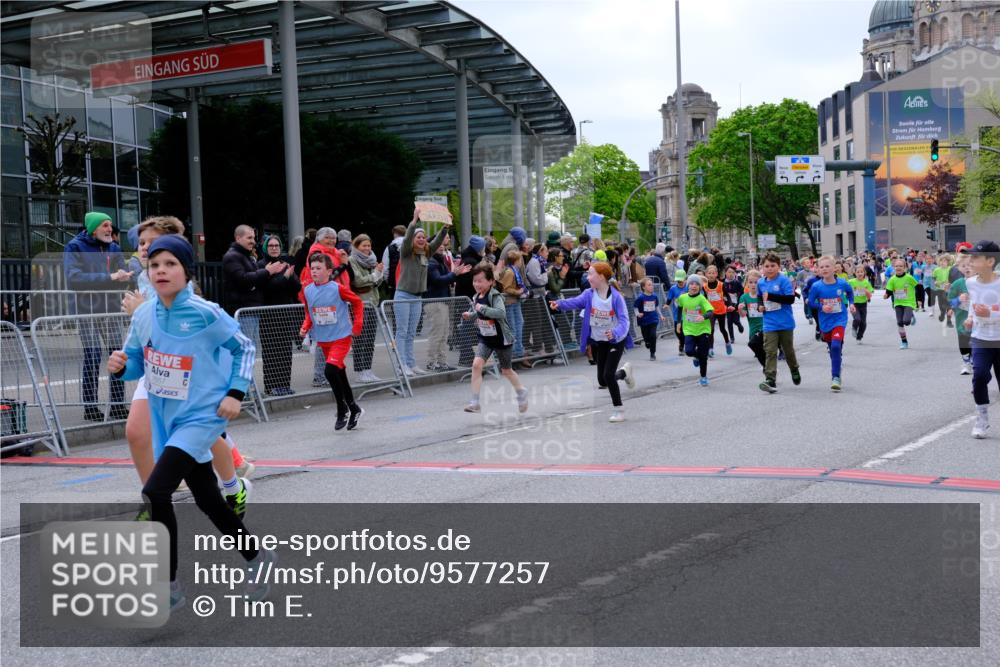 25.04.2026 - Das Zehntel Tim E. http://msf.ph/oto/9577257 25.04.2026 10:59:37 Ziel 5026, 5219, 5233, 5240, 5245, 5248, 5271, 5286, 5352, 5353, 5690, 5715, 5722, 5960, 5995, 6091, 6296, 6305, 6306, 6320, 6395, 6438, 6632, 6643, 6654, 6669, 6686, 6742, 6874, 6945, 7054, 7067, 7078, 7296, 7370, 7371, 7372, 7384, 7535, 7559, 7644, 7657, 7751, 7761, 7767, 7782, 7800, 7812, 7834, 7859 meine-sportfotos.de