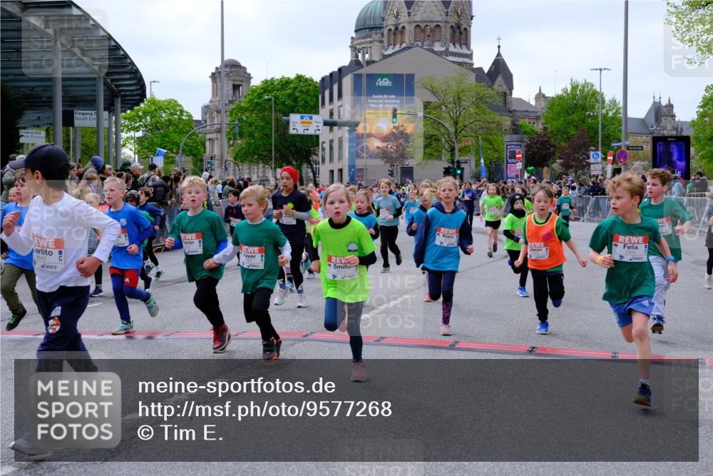 25.04.2026 - Das Zehntel Tim E. http://msf.ph/oto/9577268 25.04.2026 10:59:40 Ziel 5026, 5219, 5233, 5240, 5245, 5248, 5271, 5286, 5352, 5353, 5635, 5690, 5715, 5722, 5767, 5860, 5960, 6270, 6274, 6305, 6306, 6320, 6438, 6608, 6632, 6643, 6654, 6669, 6686, 6742, 6896, 6945, 7054, 7057, 7066, 7067, 7078, 7296, 7361, 7370, 7371, 7372, 7376, 7384, 7479, 7535, 7559, 7644, 7657, 7761, 7767, 7782, 7800, 7812, 7834, 7859 meine-sportfotos.de