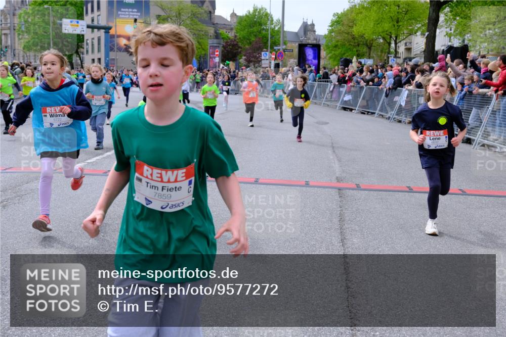 25.04.2026 - Das Zehntel Tim E. http://msf.ph/oto/9577272 25.04.2026 10:59:41 Ziel 5026, 5094, 5155, 5219, 5233, 5240, 5245, 5248, 5271, 5286, 5352, 5353, 5635, 5690, 5715, 5722, 5767, 5860, 5960, 6270, 6274, 6305, 6306, 6320, 6438, 6608, 6632, 6643, 6654, 6669, 6686, 6742, 6872, 6896, 6945, 7057, 7066, 7078, 7296, 7361, 7370, 7371, 7372, 7376, 7384, 7479, 7535, 7559, 7644, 7657, 7761, 7767, 7782, 7800, 7812, 7834, 7859 meine-sportfotos.de