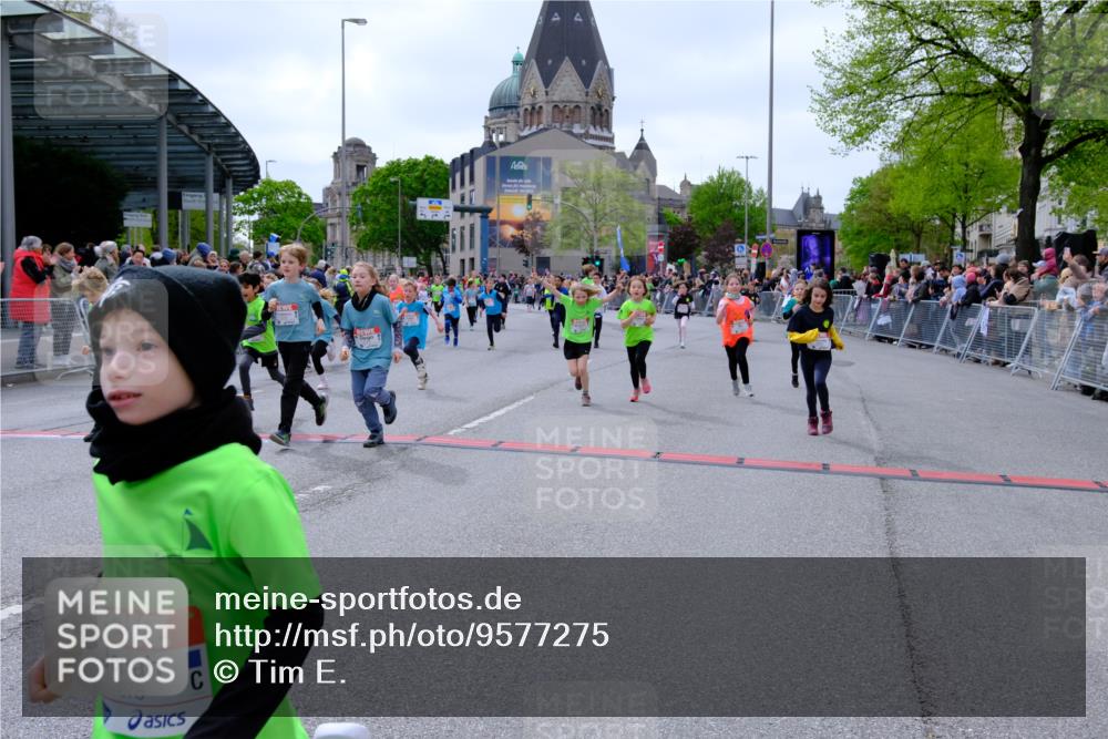 25.04.2026 - Das Zehntel Tim E. http://msf.ph/oto/9577275 25.04.2026 10:59:42 Ziel 5026, 5040, 5094, 5155, 5219, 5233, 5240, 5245, 5248, 5271, 5286, 5352, 5353, 5635, 5690, 5715, 5722, 5767, 5860, 5960, 6270, 6274, 6305, 6306, 6320, 6438, 6608, 6632, 6643, 6654, 6661, 6669, 6671, 6686, 6742, 6872, 6896, 6945, 7057, 7066, 7078, 7112, 7235, 7241, 7296, 7361, 7370, 7371, 7372, 7376, 7384, 7479, 7535, 7559, 7644, 7657, 7761, 7767, 7782, 7800, 7812, 7834, 7859 meine-sportfotos.de