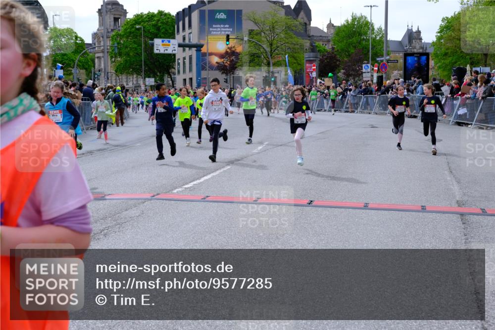 25.04.2026 - Das Zehntel Tim E. http://msf.ph/oto/9577285 25.04.2026 10:59:45 Ziel 5026, 5040, 5094, 5155, 5164, 5233, 5240, 5245, 5248, 5271, 5286, 5352, 5353, 5635, 5690, 5715, 5722, 5767, 5860, 6270, 6274, 6305, 6306, 6320, 6438, 6556, 6608, 6632, 6643, 6654, 6661, 6669, 6671, 6686, 6742, 6872, 6896, 7057, 7066, 7078, 7112, 7235, 7241, 7361, 7370, 7371, 7372, 7376, 7384, 7479, 7535, 7559, 7644, 7761, 7767, 7782, 7800, 7812, 7834, 7859 meine-sportfotos.de
