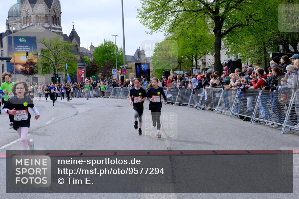 25.04.2026 - Das Zehntel Tim E. http://msf.ph/oto/9577294 25.04.2026 10:59:46 Ziel 5026, 5040, 5094, 5155, 5164, 5233, 5240, 5245, 5248, 5271, 5286, 5297, 5301, 5352, 5353, 5460, 5635, 5690, 5715, 5722, 5767, 5860, 6270, 6274, 6305, 6306, 6320, 6438, 6556, 6572, 6608, 6632, 6654, 6661, 6671, 6742, 6872, 6896, 7057, 7066, 7078, 7112, 7235, 7241, 7361, 7370, 7371, 7372, 7376, 7384, 7479, 7521, 7535, 7559, 7730, 7761, 7767, 7782, 7800, 7812, 7834, 7859 meine-sportfotos.de