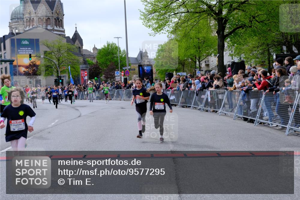 25.04.2026 - Das Zehntel Tim E. http://msf.ph/oto/9577295 25.04.2026 10:59:46 Ziel 5026, 5040, 5094, 5155, 5164, 5233, 5240, 5245, 5248, 5271, 5286, 5297, 5301, 5352, 5353, 5460, 5635, 5690, 5715, 5722, 5767, 5860, 6270, 6274, 6305, 6306, 6320, 6438, 6556, 6572, 6608, 6632, 6654, 6661, 6671, 6742, 6872, 6896, 7057, 7066, 7078, 7112, 7235, 7241, 7361, 7370, 7371, 7372, 7376, 7384, 7479, 7521, 7535, 7559, 7730, 7761, 7767, 7782, 7800, 7812, 7834, 7859 meine-sportfotos.de