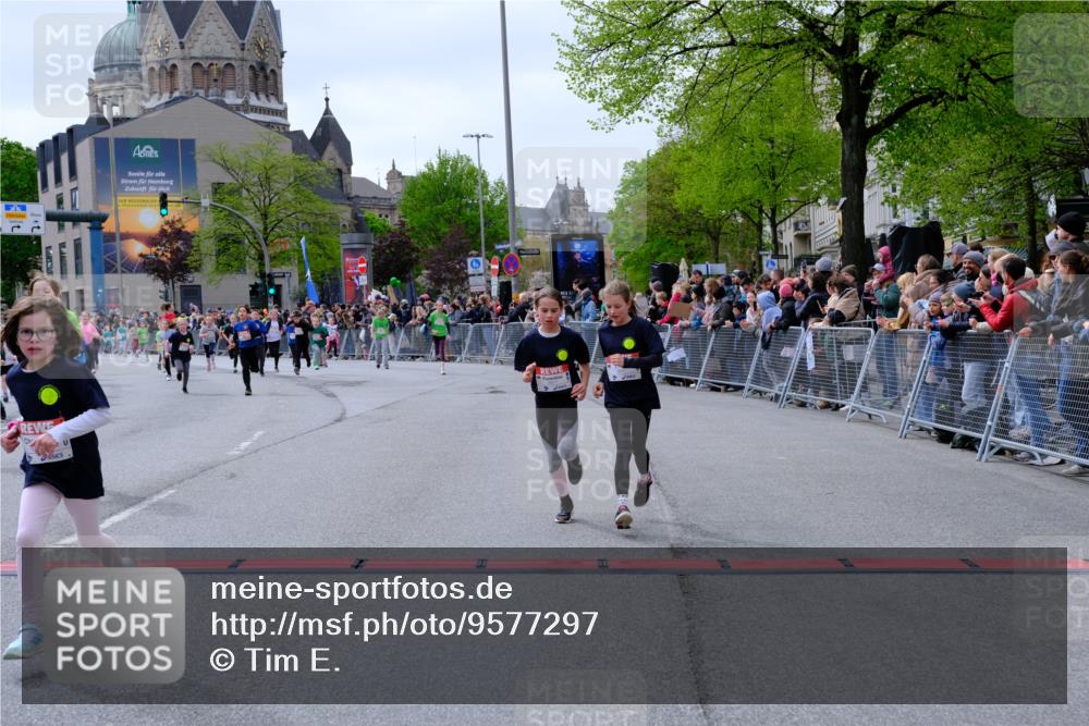 25.04.2026 - Das Zehntel Tim E. http://msf.ph/oto/9577297 25.04.2026 10:59:46 Ziel 5026, 5040, 5094, 5155, 5164, 5233, 5240, 5245, 5248, 5271, 5286, 5297, 5301, 5352, 5353, 5460, 5635, 5690, 5715, 5722, 5767, 5860, 6270, 6274, 6305, 6306, 6320, 6438, 6556, 6572, 6608, 6632, 6654, 6661, 6671, 6742, 6872, 6896, 7057, 7066, 7078, 7112, 7235, 7241, 7361, 7370, 7371, 7372, 7376, 7384, 7479, 7521, 7535, 7559, 7730, 7761, 7767, 7782, 7800, 7812, 7834, 7859 meine-sportfotos.de