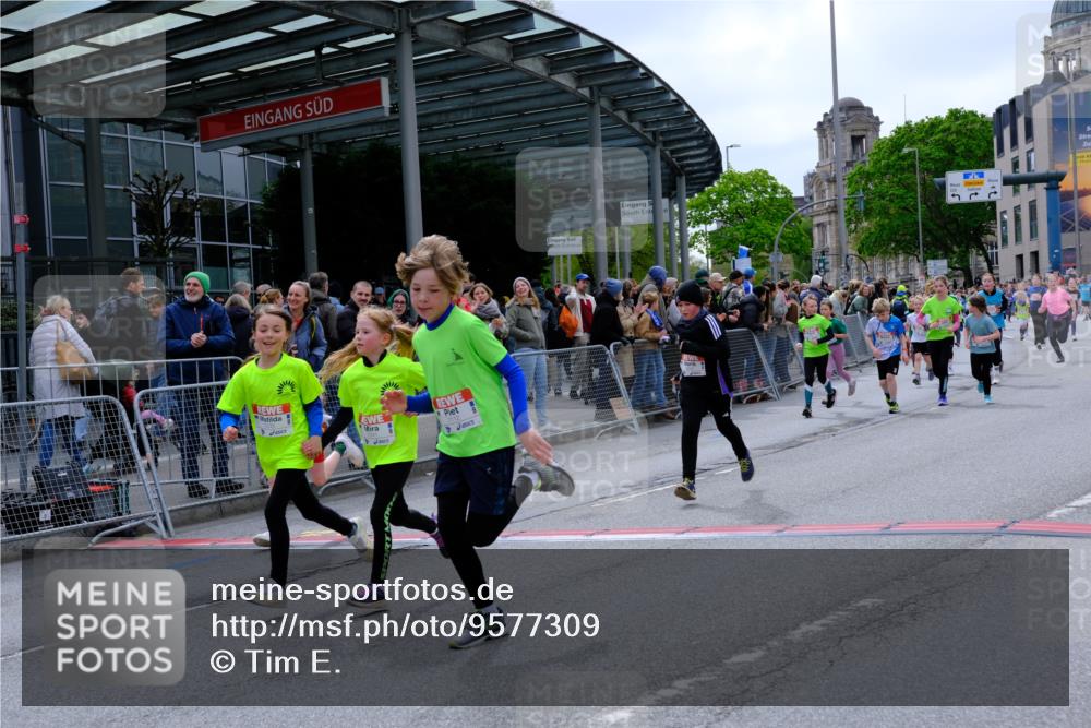 25.04.2026 - Das Zehntel Tim E. http://msf.ph/oto/9577309 25.04.2026 10:59:48 Ziel 5040, 5045, 5094, 5155, 5163, 5164, 5240, 5248, 5271, 5286, 5297, 5301, 5352, 5353, 5358, 5408, 5460, 5538, 5541, 5635, 5767, 5835, 5860, 6270, 6274, 6320, 6387, 6556, 6572, 6608, 6631, 6632, 6654, 6661, 6671, 6872, 6896, 7057, 7066, 7112, 7235, 7241, 7330, 7361, 7371, 7376, 7411, 7479, 7521, 7535, 7559, 7730, 7761, 7782, 7825, 7876 meine-sportfotos.de