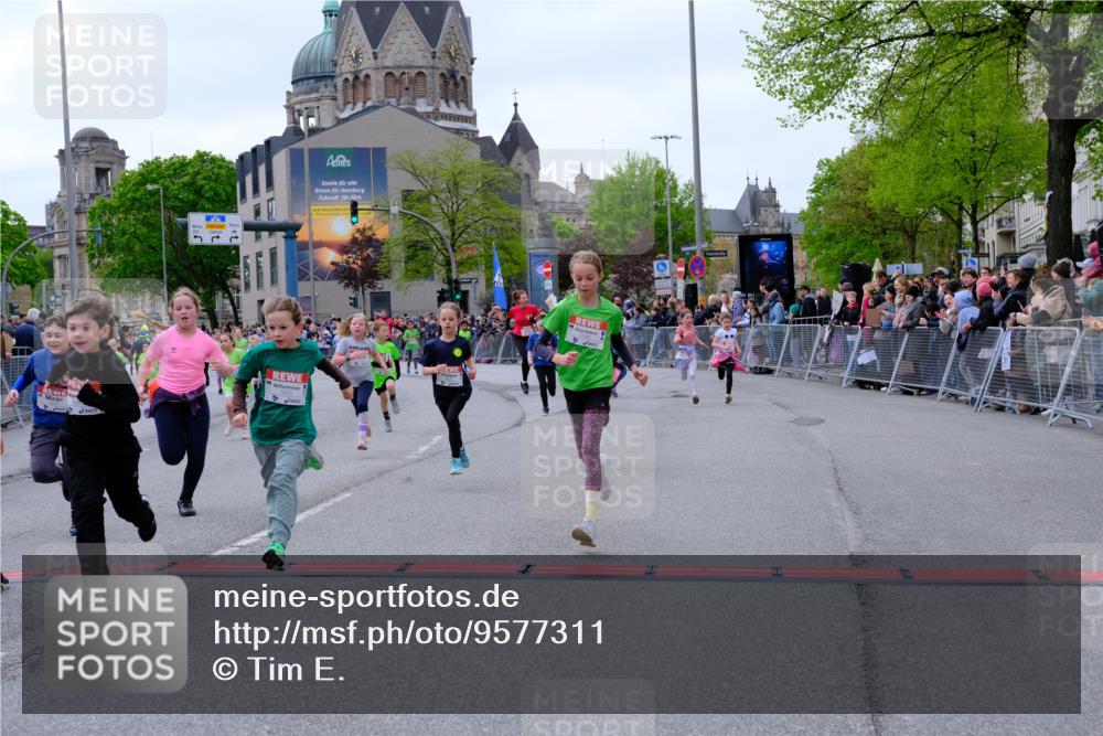 25.04.2026 - Das Zehntel Tim E. http://msf.ph/oto/9577311 25.04.2026 10:59:52 Ziel 5040, 5045, 5075, 5078, 5094, 5155, 5163, 5164, 5297, 5301, 5358, 5389, 5408, 5429, 5438, 5460, 5538, 5541, 5574, 5767, 5835, 6270, 6274, 6387, 6427, 6556, 6572, 6608, 6631, 6648, 6661, 6671, 6853, 6872, 6896, 6975, 7033, 7045, 7112, 7235, 7241, 7330, 7338, 7376, 7411, 7521, 7730, 7825, 7876 meine-sportfotos.de