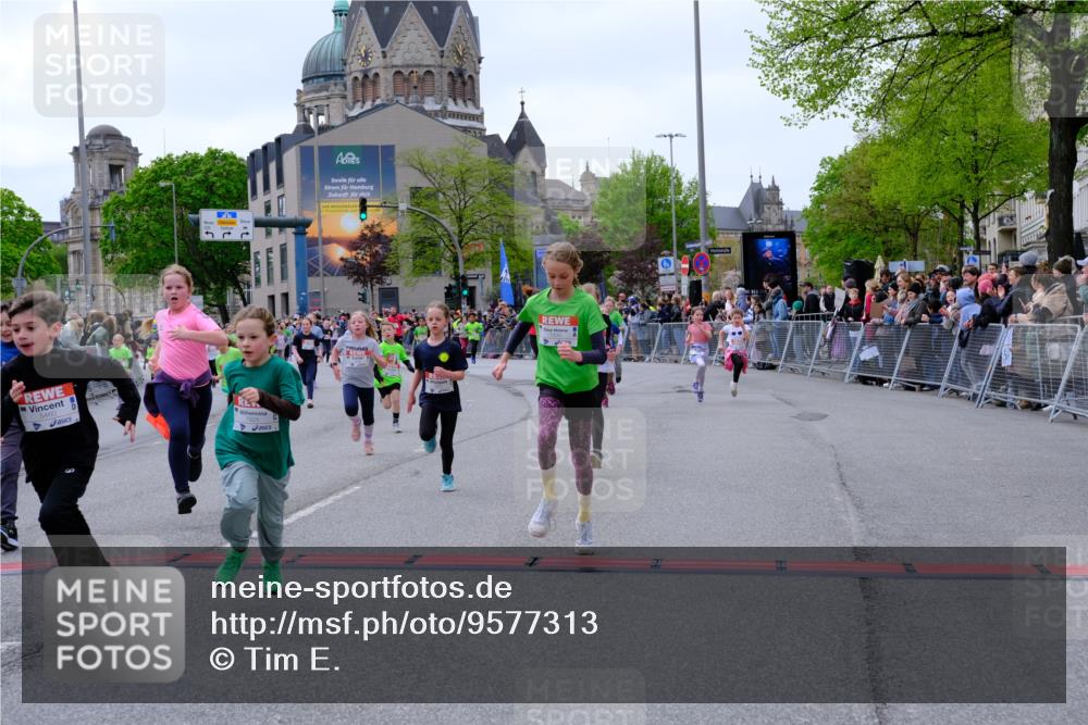 25.04.2026 - Das Zehntel Tim E. http://msf.ph/oto/9577313 25.04.2026 10:59:52 Ziel 5040, 5045, 5075, 5078, 5094, 5155, 5163, 5164, 5297, 5301, 5358, 5389, 5408, 5429, 5438, 5460, 5538, 5541, 5574, 5767, 5835, 6270, 6274, 6387, 6427, 6556, 6572, 6608, 6631, 6648, 6661, 6671, 6853, 6872, 6896, 6975, 7033, 7045, 7112, 7235, 7241, 7330, 7338, 7376, 7411, 7521, 7730, 7825, 7876 meine-sportfotos.de