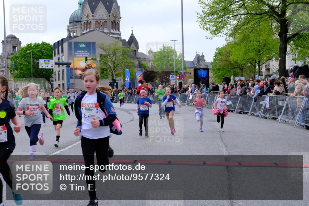 25.04.2026 - Das Zehntel Tim E. http://msf.ph/oto/9577324 25.04.2026 10:59:54 Ziel 5040, 5045, 5075, 5078, 5163, 5164, 5297, 5301, 5358, 5389, 5408, 5429, 5438, 5460, 5538, 5541, 5574, 5835, 5983, 6387, 6427, 6492, 6516, 6556, 6572, 6631, 6648, 6661, 6671, 6853, 6975, 7033, 7045, 7076, 7081, 7112, 7235, 7241, 7330, 7338, 7411, 7521, 7730, 7825, 7876 meine-sportfotos.de