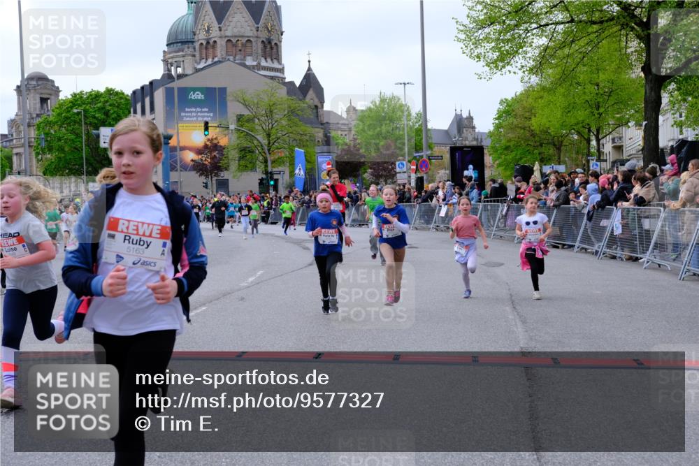 25.04.2026 - Das Zehntel Tim E. http://msf.ph/oto/9577327 25.04.2026 10:59:54 Ziel 5040, 5045, 5075, 5078, 5163, 5164, 5297, 5301, 5358, 5389, 5408, 5429, 5438, 5460, 5538, 5541, 5574, 5835, 5983, 6387, 6427, 6492, 6516, 6556, 6572, 6631, 6648, 6661, 6671, 6853, 6975, 7033, 7045, 7076, 7081, 7112, 7235, 7241, 7330, 7338, 7411, 7521, 7730, 7825, 7876 meine-sportfotos.de