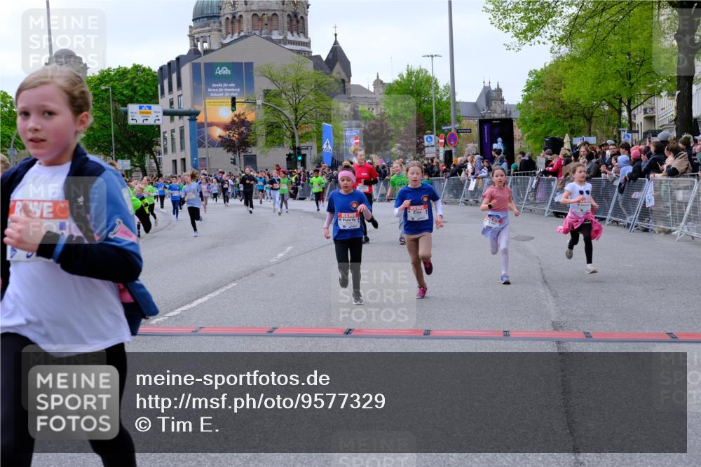 25.04.2026 - Das Zehntel Tim E. http://msf.ph/oto/9577329 25.04.2026 10:59:54 Ziel 5040, 5045, 5075, 5078, 5163, 5164, 5297, 5301, 5358, 5389, 5408, 5429, 5438, 5460, 5538, 5541, 5574, 5835, 5983, 6387, 6427, 6492, 6516, 6556, 6572, 6631, 6648, 6661, 6671, 6853, 6975, 7033, 7045, 7076, 7081, 7112, 7235, 7241, 7330, 7338, 7411, 7521, 7730, 7825, 7876 meine-sportfotos.de