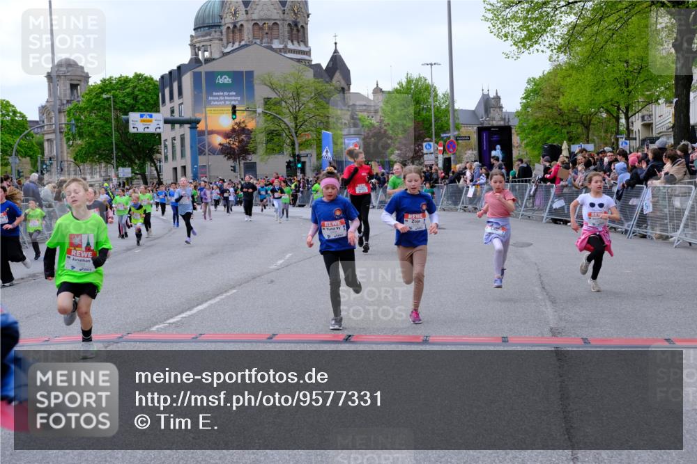 25.04.2026 - Das Zehntel Tim E. http://msf.ph/oto/9577331 25.04.2026 10:59:54 Ziel 5040, 5045, 5075, 5078, 5163, 5164, 5297, 5301, 5358, 5389, 5408, 5429, 5438, 5460, 5538, 5541, 5574, 5835, 5983, 6387, 6427, 6492, 6516, 6556, 6572, 6631, 6648, 6661, 6671, 6853, 6975, 7033, 7045, 7076, 7081, 7112, 7235, 7241, 7330, 7338, 7411, 7521, 7730, 7825, 7876 meine-sportfotos.de