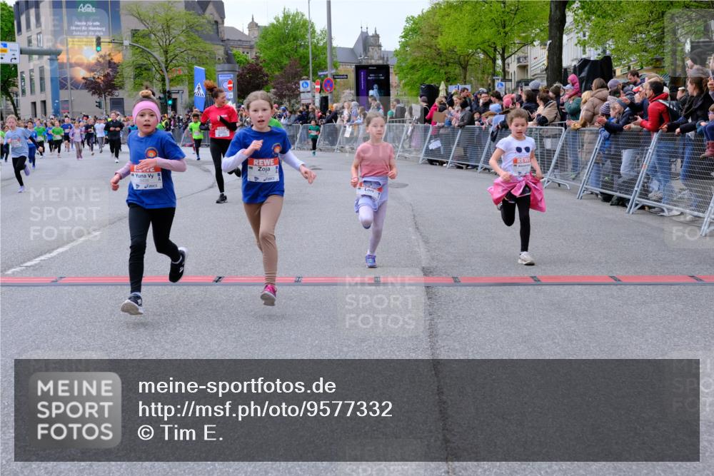 25.04.2026 - Das Zehntel Tim E. http://msf.ph/oto/9577332 25.04.2026 10:59:55 Ziel 5045, 5075, 5078, 5163, 5164, 5204, 5297, 5301, 5358, 5389, 5408, 5429, 5438, 5460, 5538, 5541, 5574, 5835, 5983, 6387, 6427, 6492, 6516, 6556, 6572, 6631, 6648, 6853, 6975, 7033, 7045, 7076, 7081, 7098, 7330, 7338, 7411, 7521, 7730, 7825, 7876 meine-sportfotos.de