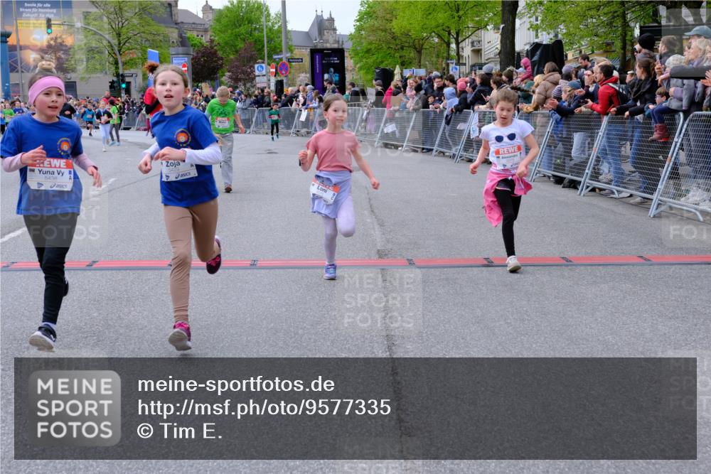 25.04.2026 - Das Zehntel Tim E. http://msf.ph/oto/9577335 25.04.2026 10:59:55 Ziel 5045, 5075, 5078, 5163, 5164, 5204, 5297, 5301, 5358, 5389, 5408, 5429, 5438, 5460, 5538, 5541, 5574, 5835, 5983, 6387, 6427, 6492, 6516, 6556, 6572, 6631, 6648, 6853, 6975, 7033, 7045, 7076, 7081, 7098, 7330, 7338, 7411, 7521, 7730, 7825, 7876 meine-sportfotos.de
