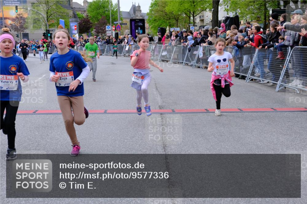 25.04.2026 - Das Zehntel Tim E. http://msf.ph/oto/9577336 25.04.2026 10:59:55 Ziel 5045, 5075, 5078, 5163, 5164, 5204, 5297, 5301, 5358, 5389, 5408, 5429, 5438, 5460, 5538, 5541, 5574, 5835, 5983, 6387, 6427, 6492, 6516, 6556, 6572, 6631, 6648, 6853, 6975, 7033, 7045, 7076, 7081, 7098, 7330, 7338, 7411, 7521, 7730, 7825, 7876 meine-sportfotos.de