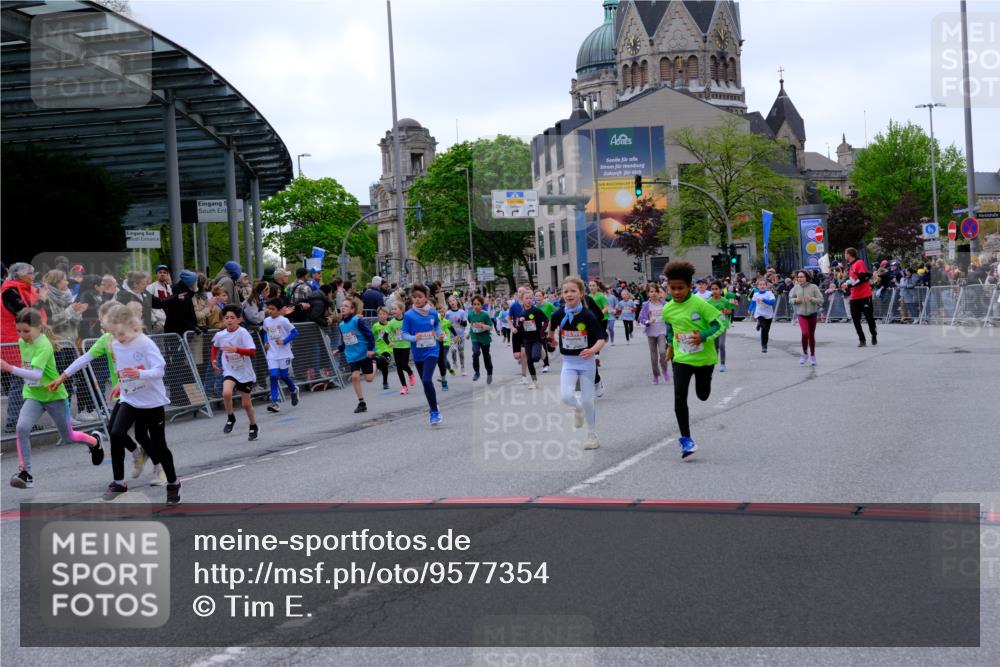 25.04.2026 - Das Zehntel Tim E. http://msf.ph/oto/9577354 25.04.2026 11:00:00 Ziel 5045, 5075, 5078, 5150, 5163, 5197, 5200, 5204, 5208, 5238, 5389, 5429, 5436, 5438, 5439, 5538, 5541, 5574, 5681, 5835, 5889, 5983, 6218, 6314, 6427, 6492, 6516, 6631, 6633, 6648, 6650, 6673, 6694, 6853, 6975, 7015, 7029, 7033, 7045, 7076, 7081, 7098, 7119, 7275, 7283, 7327, 7329, 7338, 7346, 7819, 7850 meine-sportfotos.de