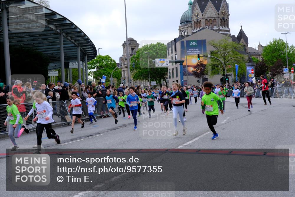 25.04.2026 - Das Zehntel Tim E. http://msf.ph/oto/9577355 25.04.2026 11:00:00 Ziel 5045, 5075, 5078, 5150, 5163, 5197, 5200, 5204, 5208, 5238, 5389, 5429, 5436, 5438, 5439, 5538, 5541, 5574, 5681, 5835, 5889, 5983, 6218, 6314, 6427, 6492, 6516, 6631, 6633, 6648, 6650, 6673, 6694, 6853, 6975, 7015, 7029, 7033, 7045, 7076, 7081, 7098, 7119, 7275, 7283, 7327, 7329, 7338, 7346, 7819, 7850 meine-sportfotos.de