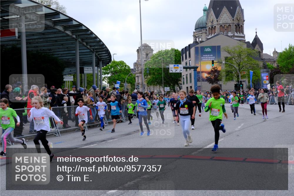 25.04.2026 - Das Zehntel Tim E. http://msf.ph/oto/9577357 25.04.2026 11:00:01 Ziel 5075, 5078, 5150, 5197, 5200, 5204, 5208, 5238, 5389, 5429, 5436, 5438, 5439, 5574, 5681, 5889, 5983, 6218, 6314, 6362, 6366, 6427, 6492, 6516, 6633, 6648, 6650, 6673, 6694, 6853, 6975, 7015, 7029, 7033, 7045, 7076, 7081, 7098, 7119, 7275, 7283, 7327, 7329, 7338, 7346, 7819, 7850 meine-sportfotos.de