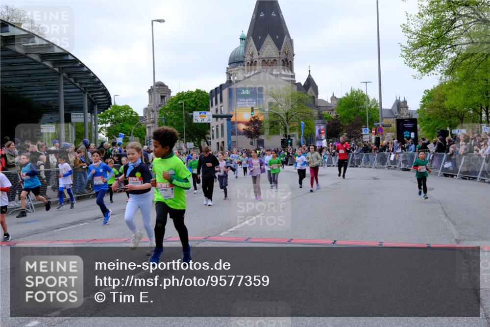 25.04.2026 - Das Zehntel Tim E. http://msf.ph/oto/9577359 25.04.2026 11:00:01 Ziel 5075, 5078, 5150, 5197, 5200, 5204, 5208, 5238, 5389, 5429, 5436, 5438, 5439, 5574, 5681, 5889, 5983, 6218, 6314, 6362, 6366, 6427, 6492, 6516, 6633, 6648, 6650, 6673, 6694, 6853, 6975, 7015, 7029, 7033, 7045, 7076, 7081, 7098, 7119, 7275, 7283, 7327, 7329, 7338, 7346, 7819, 7850 meine-sportfotos.de