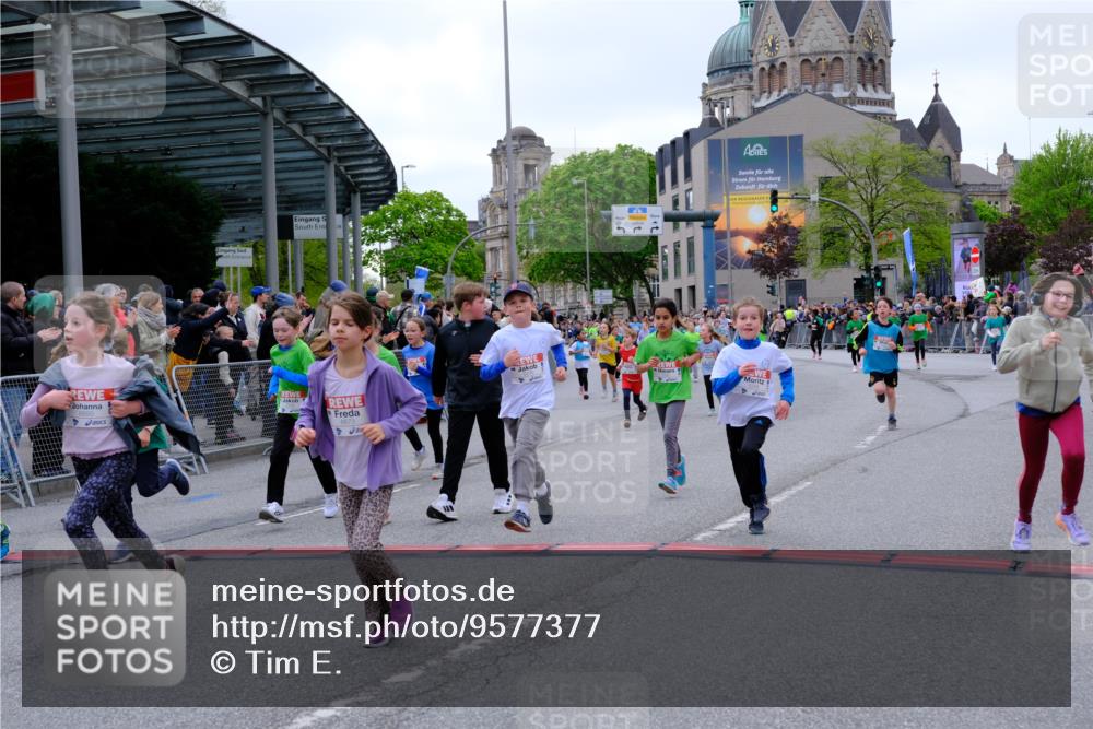 25.04.2026 - Das Zehntel Tim E. http://msf.ph/oto/9577377 25.04.2026 11:00:04 Ziel 5150, 5197, 5200, 5204, 5208, 5238, 5436, 5439, 5681, 5724, 5889, 5983, 6179, 6218, 6314, 6344, 6362, 6366, 6384, 6390, 6427, 6492, 6516, 6633, 6650, 6673, 6694, 7015, 7029, 7076, 7081, 7098, 7119, 7275, 7283, 7327, 7329, 7338, 7346, 7819, 7850 meine-sportfotos.de