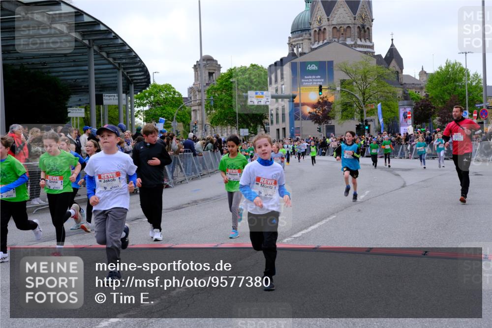 25.04.2026 - Das Zehntel Tim E. http://msf.ph/oto/9577380 25.04.2026 11:00:05 Ziel 5150, 5197, 5200, 5204, 5208, 5238, 5436, 5439, 5681, 5703, 5724, 5889, 5983, 6179, 6218, 6314, 6344, 6362, 6366, 6384, 6390, 6492, 6516, 6633, 6650, 6673, 6694, 7015, 7029, 7076, 7081, 7098, 7119, 7275, 7283, 7327, 7329, 7346, 7819, 7850, 8017 meine-sportfotos.de