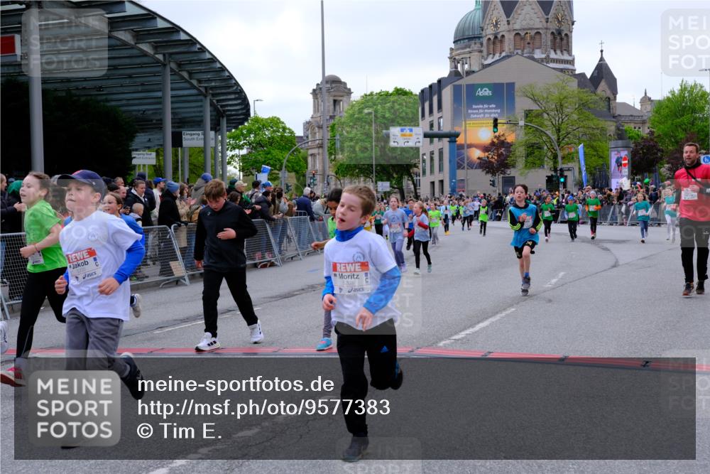 25.04.2026 - Das Zehntel Tim E. http://msf.ph/oto/9577383 25.04.2026 11:00:05 Ziel 5150, 5197, 5200, 5204, 5208, 5238, 5436, 5439, 5681, 5703, 5724, 5889, 5983, 6179, 6218, 6314, 6344, 6362, 6366, 6384, 6390, 6492, 6516, 6633, 6650, 6673, 6694, 7015, 7029, 7076, 7081, 7098, 7119, 7275, 7283, 7327, 7329, 7346, 7819, 7850, 8017 meine-sportfotos.de