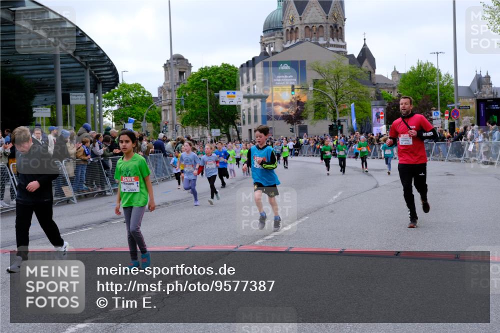 25.04.2026 - Das Zehntel Tim E. http://msf.ph/oto/9577387 25.04.2026 11:00:06 Ziel 5150, 5197, 5200, 5204, 5208, 5238, 5436, 5439, 5681, 5703, 5724, 5841, 5852, 5889, 5900, 5983, 6179, 6218, 6314, 6344, 6362, 6366, 6384, 6390, 6492, 6516, 6633, 6650, 6673, 6694, 7015, 7029, 7098, 7119, 7275, 7283, 7327, 7329, 7346, 7819, 7850, 8017 meine-sportfotos.de